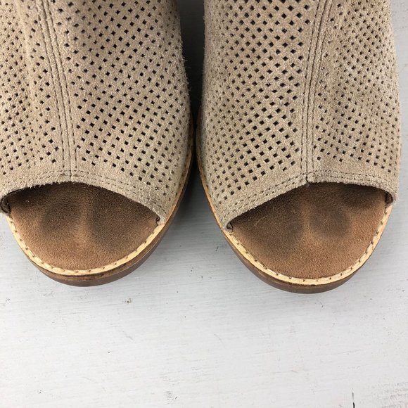 Toms Women's Size 9.5 Majorca Tan Suede Open Toe Perforated Zip Ankle Booties - Picture 4 of 11